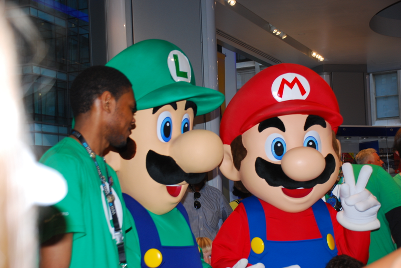 Illustration for article titled Story Time and Pajamas: The Dream Team Launch Event at Nintendo World, NYC